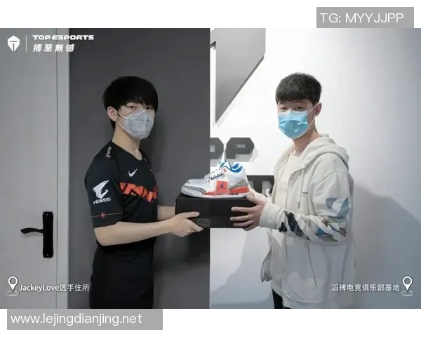 电竞比分赛后复盘LNG与V5对决中的战术分析与关键决策探讨